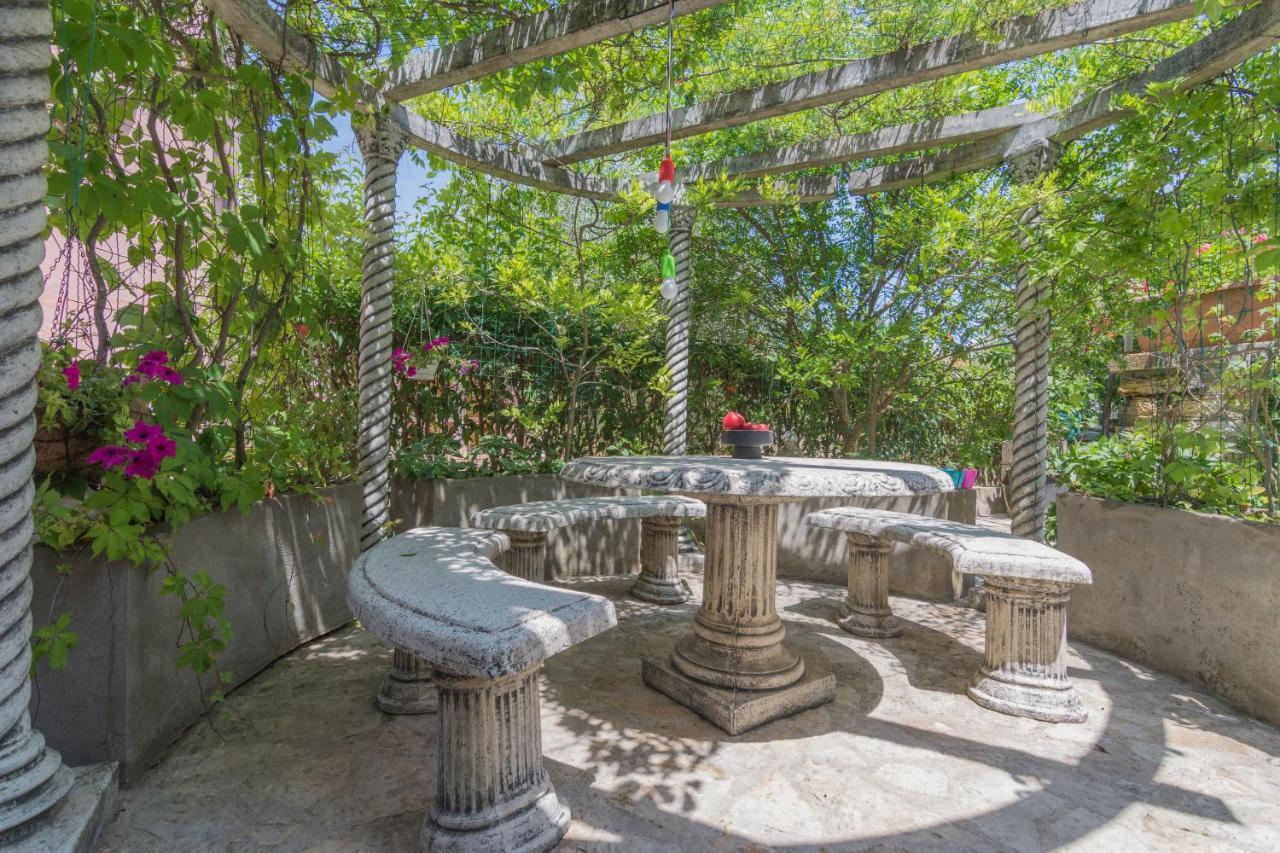Secret Garden Apartment Porec Luaran gambar