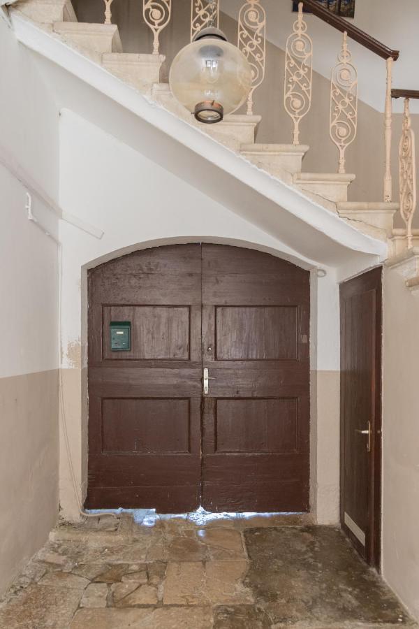 Secret Garden Apartment Porec Luaran gambar